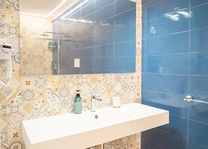 住宿加早餐酒店 M S *