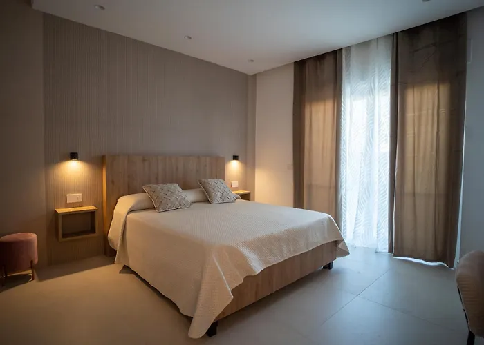 M S Bed & Breakfast *